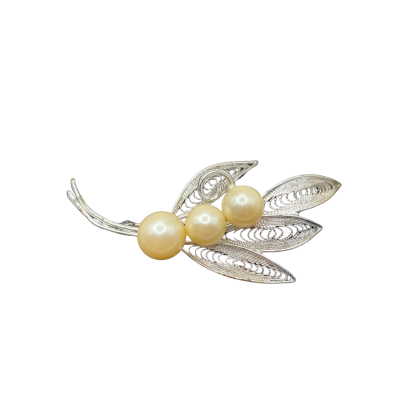  Womens Brooch Pearl / Silver 