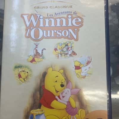 The adventures of Winnie the Pooh (French edition)
