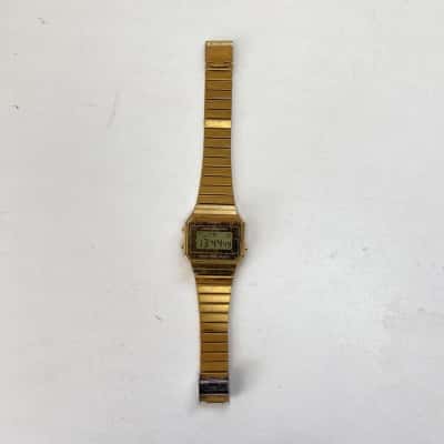 Casio A700 Stainless Steel Water Resist Gold Watch 