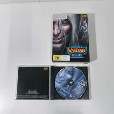 ​Warcraft III: The Frozen Throne Expansion Set PC Game (2003) - Jewel Case with CD Key & Gatefold Insert 