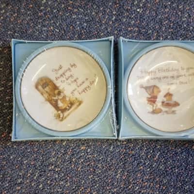 Lasting treasures saucers