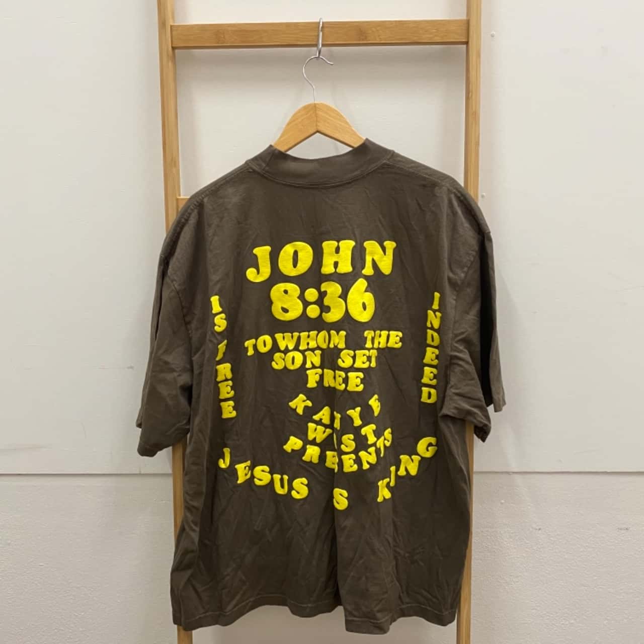 kanye west graphic t shirt