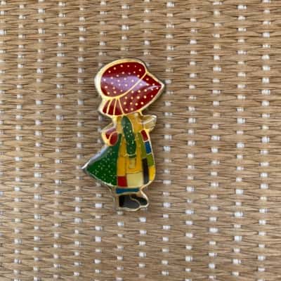 Vintage Brooch 