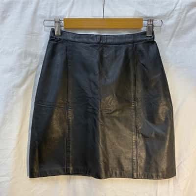 Vintage Womens  Size 10 Leather Skirt Black  