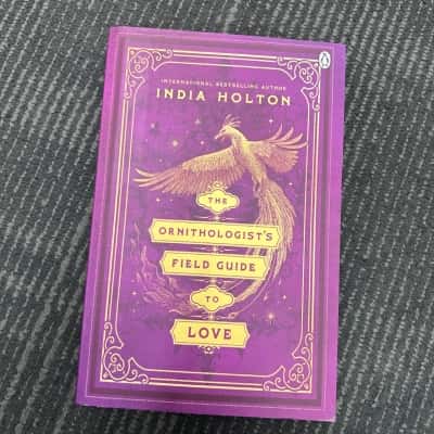 India Holton, The Ornithologist Field Guide to love 