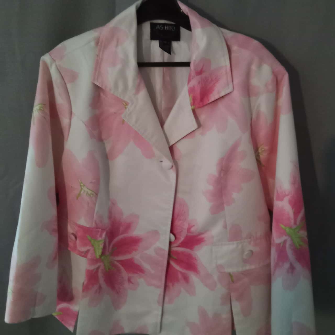 cream jacket size 22