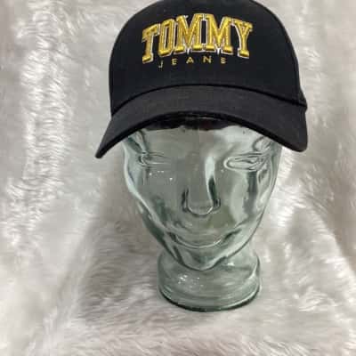 Tommy Jeans Unisex  Size 0S Black  / Gold 