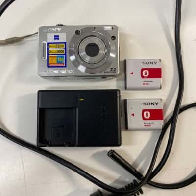 Sony DSC W55 digital camera 