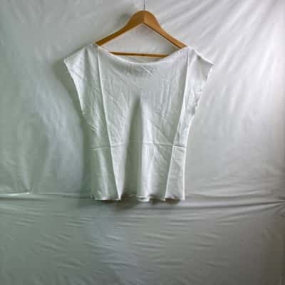  Billy J Womens Size M Sleeveless Top White BNWT