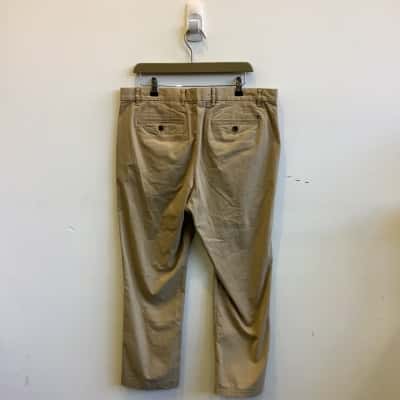 Tommy Hilfiger Mens Size 36 Straight Fit Chino Pants 