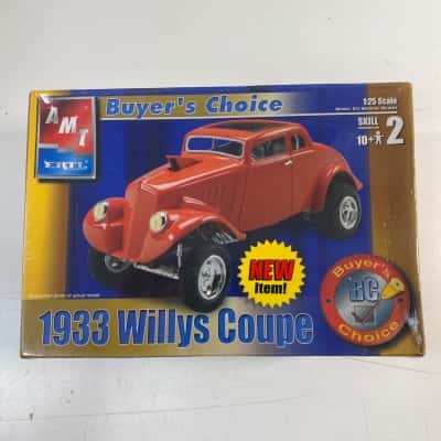 AMT model car kit new in box sealed