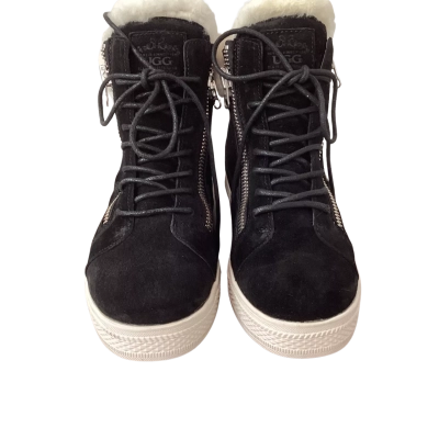 UGG Mens Size 10L Zip Sneakers Black  