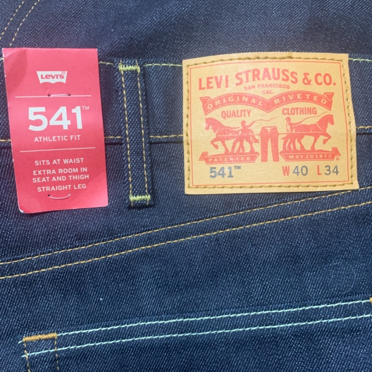 levis 40