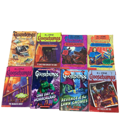 Stack of 8 R.L.Stine Vintage Goosebumps Books 