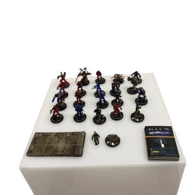 Halo ActionClix Combat Game