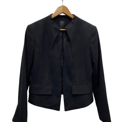  Cue City Size 12 Open Jacket Black  