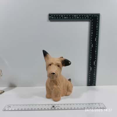 Vintage SylvaC Monty the Mongrel dog figurine (Model No. 1118) As Is 