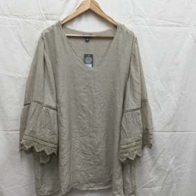 Autograph Womens Size 22 Beige Top RRP: $109.99