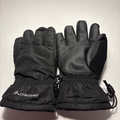Macpac kids Size L Snow Gloves