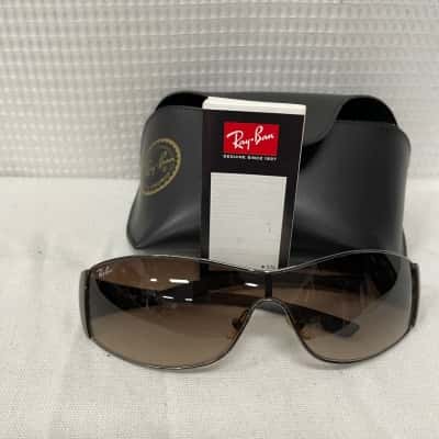 Ray-Ban Mens metal framed sunglasses 
