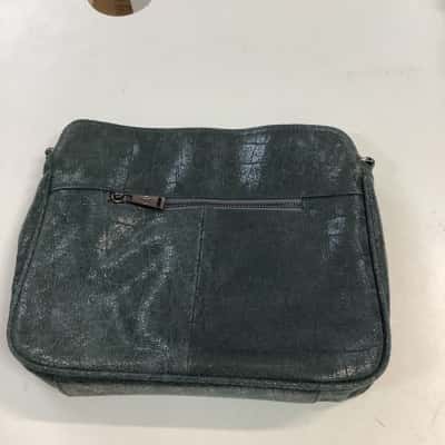 Vera May Womens Shoulder Bag Green 