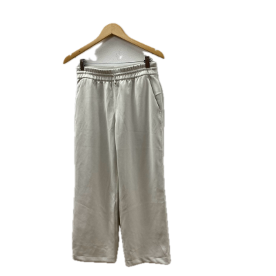 Lululemon Womens Pants Size 6 White Cropped (new with tags)
