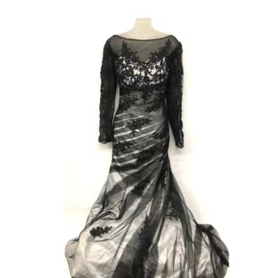 Merle Womens  Size 16 Formal Dress / Long Sleeve Dress Black  / White 