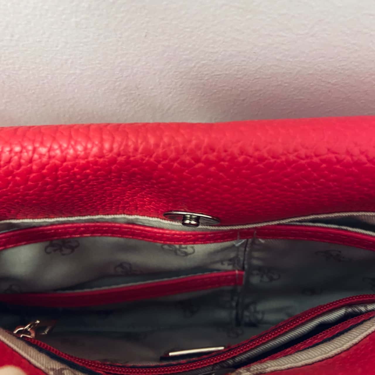 Guess Womens Cross Body Bag Pink