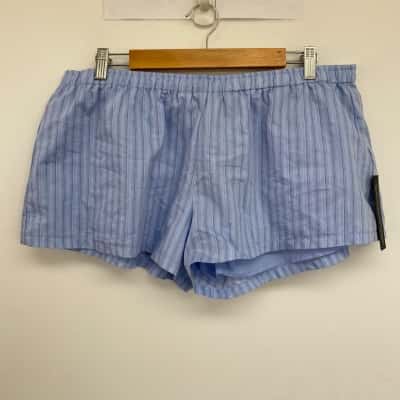 White Fox Blue Stripe Born To Glow Shorts  Size XL 