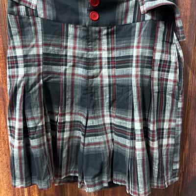 Dangerfield Size 10 Grey / Red check skirt new 