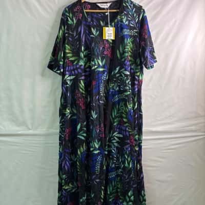 Virtuelle Womens  Size M Casual Dress Floral 