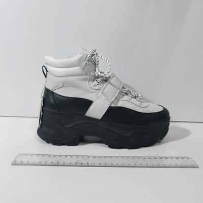 Stradivarius Chunky Platform Monochrome Ankle Boots / Trainers (Brand New With Tags) Size 9