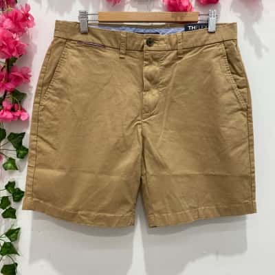 Tommy Hilfiger Mens Cargo Shorts Size 32 Beige 