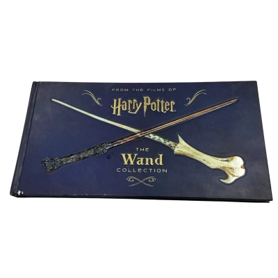 Harry Potter: The Wand Collection by Monique Peterson