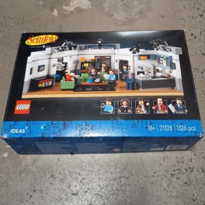 LEGO Ideas: Seinfeld 21328 Apartment Set