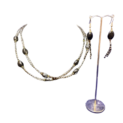 Womens Earrings/ 44cm Beaded Necklace Black/Gold Tone