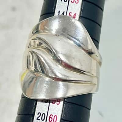 925 Silver Wave Ring - so nice 