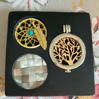 Women’s Mestige Changeable Necklace Pendant With Swarovski Crystals (B23)