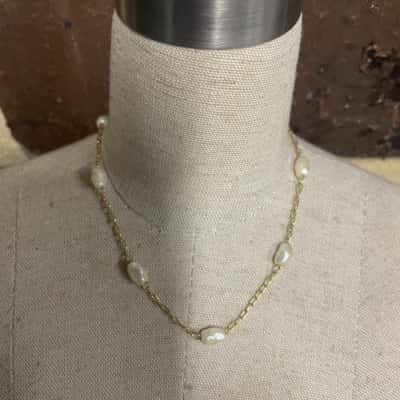 Womens Avon Gold/Pearl Look Bracelet