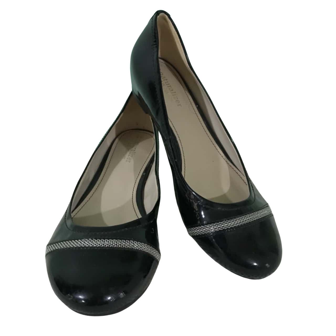 naturalizer flat shoes