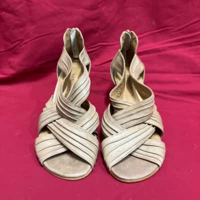 Women's   Valeria Grossi Nenita Leather Shoes Size 39 