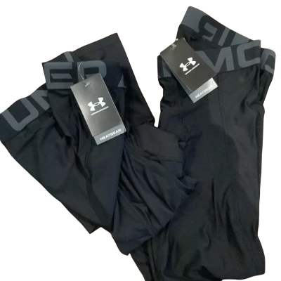 BNWT* Under Armour Two Pairs of HeatGear Men’s 3/4 Leggings.    Size L 