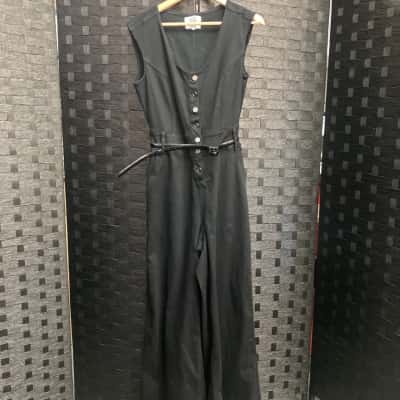 Queen the Label Womens  Size 12 Sleeveless Jumpsuit Black  