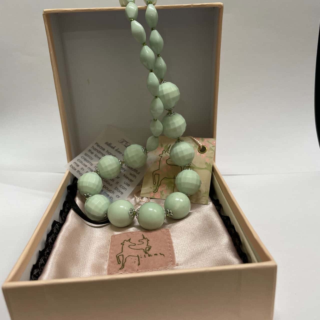 Tikah Women's Beads Necklaces (s)