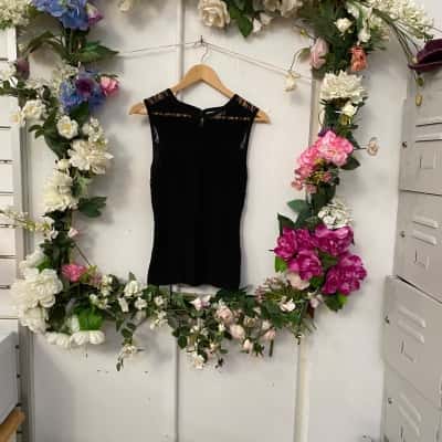 Alannah Hill Womens  Size 12 Sleeveless Top Black  
