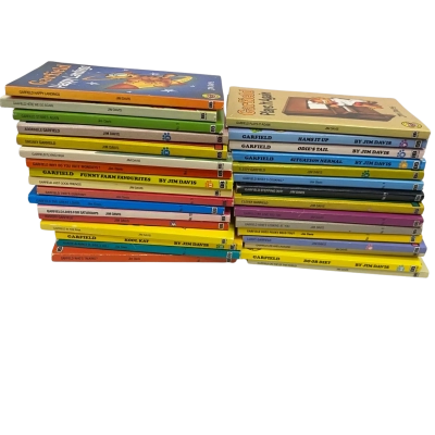 Vintage Garfield Comic Books ~1980's Budget Books Bundle x32