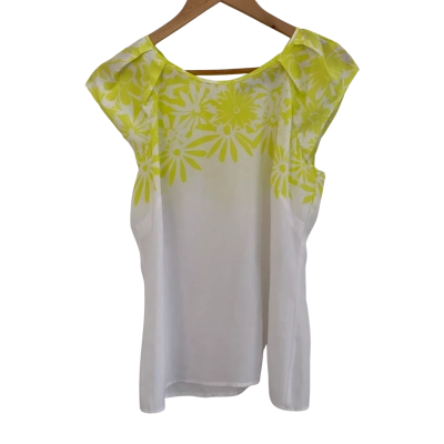 Basque Womens  Size 10 Short Sleeve Top Floral / White / Yellow 
