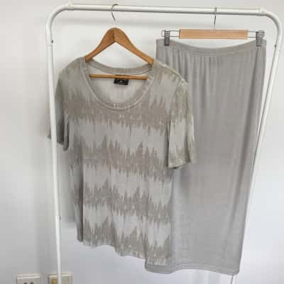 Vintage Stitches Grey Embellished Short Sleeve Top And Midi Skirt Size 12