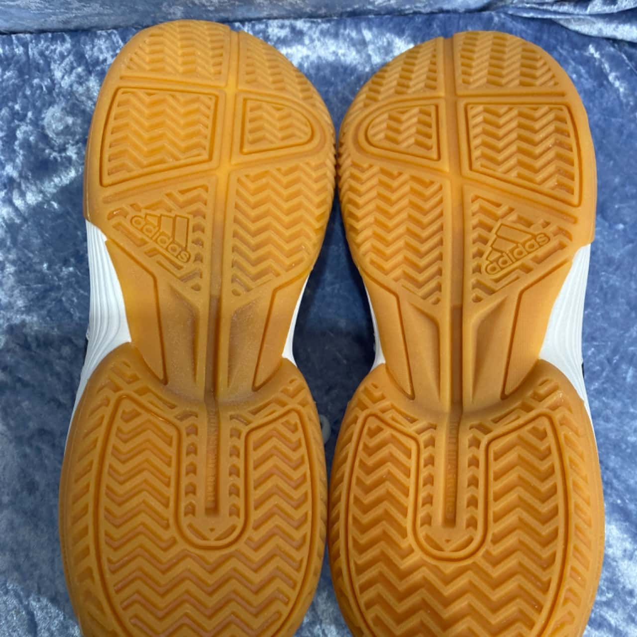 Adidas Mens Size 10 1/2 Volley Ligra Shoes