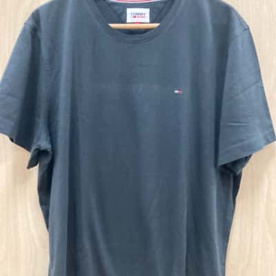 Tommy Jeans Mens (8) Size XXL Short Sleeve Shirt Black  